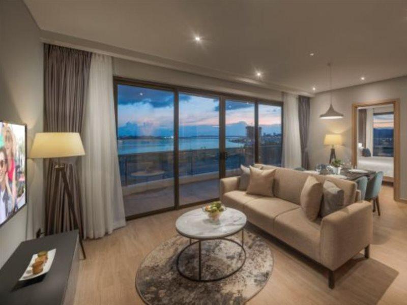 Citadines Marina Ha Long Apartment ภายนอก รูปภาพ